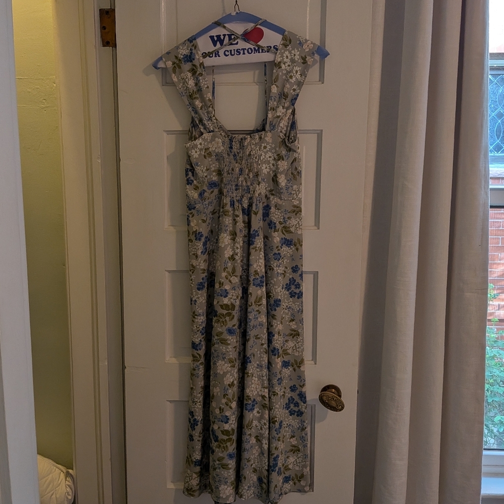 Like New Reformation Tayler Dress, Size 2 - Picture 4 of 10